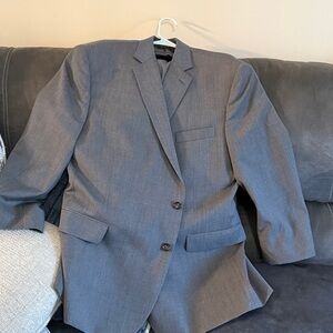 Stafford Charcoal Men's Grey Suit